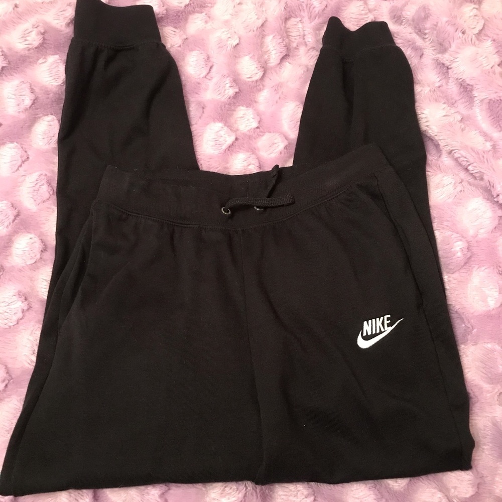 Women’s Nike Joggers Sweatpants